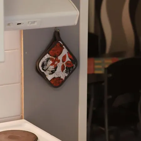 Kodit Tuulikinkatu Huoneisto *