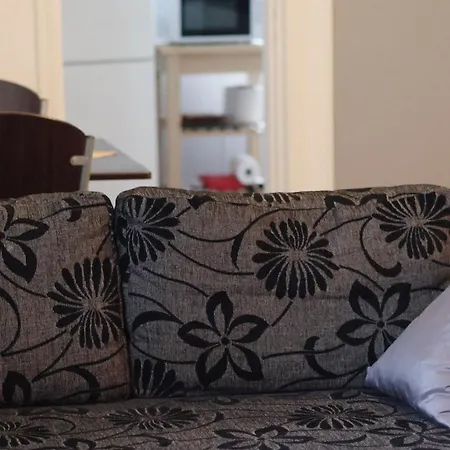 Kodit Tuulikinkatu *