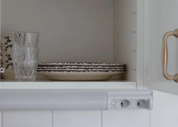 Kodit Tuulikinkatu * S:t Michel